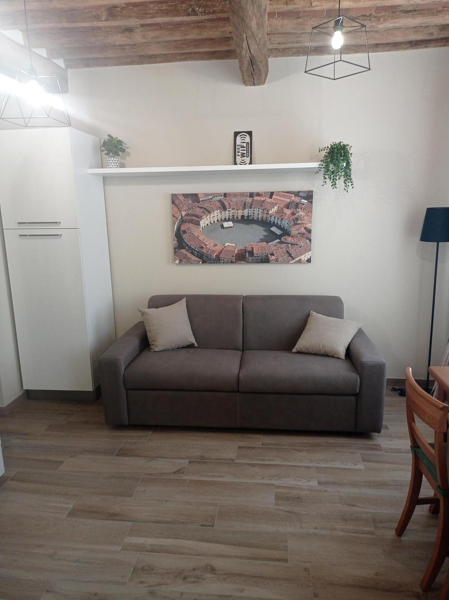 הוילה Monolocale Lucca Pellegrinilittlehouse מראה חיצוני תמונה